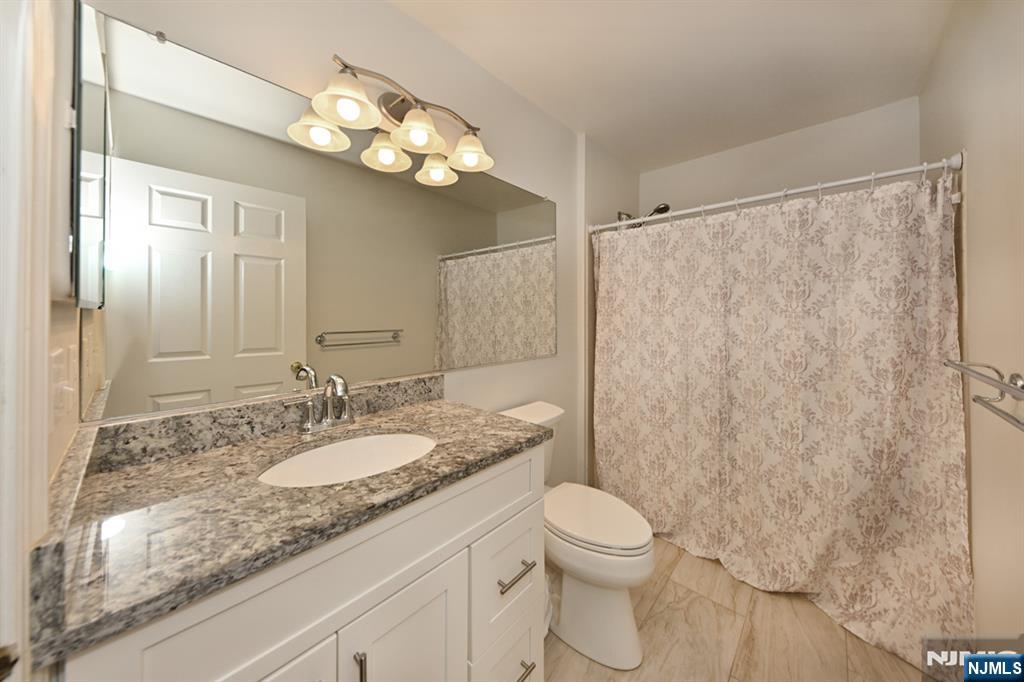 893 Tuliptree Court Mahwah, NJ 07430 - Photo 18 of 26