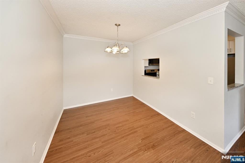 893 Tuliptree Court Mahwah, NJ 07430 - Photo 9 of 26