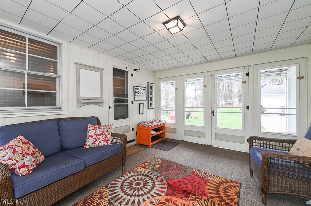 2819 Mayfair Road Akron, OH 44312 - Photo 33 of 49 View of sunroom