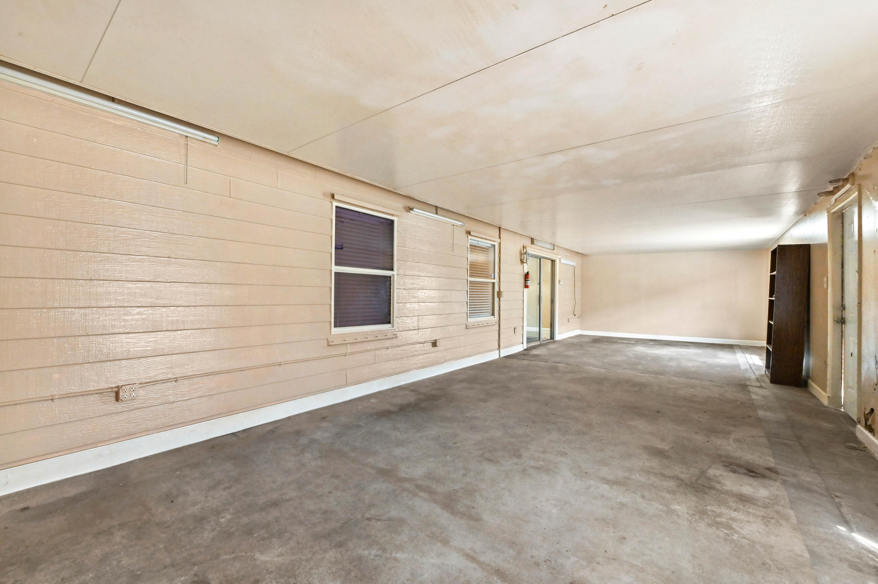 7898 Ridgewood Drive Lake Worth, FL 33467 - Photo 21 of 26 24 storage room 01