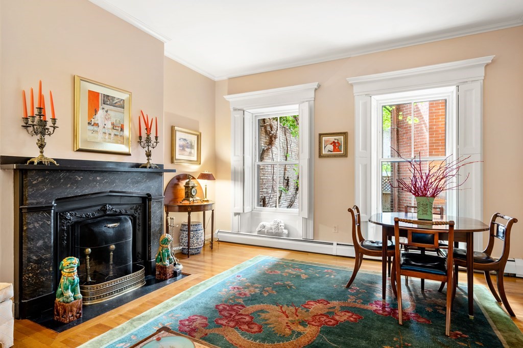 15 Temple Street, Unit 1 Boston, MA 02114 - Photo 2 of 13