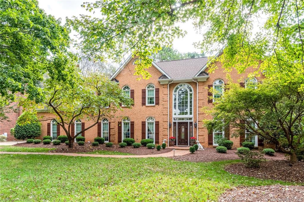 4801 Nora's Path Road Charlotte, NC 28226 - Photo 2 of 2 front view of a house with a yard