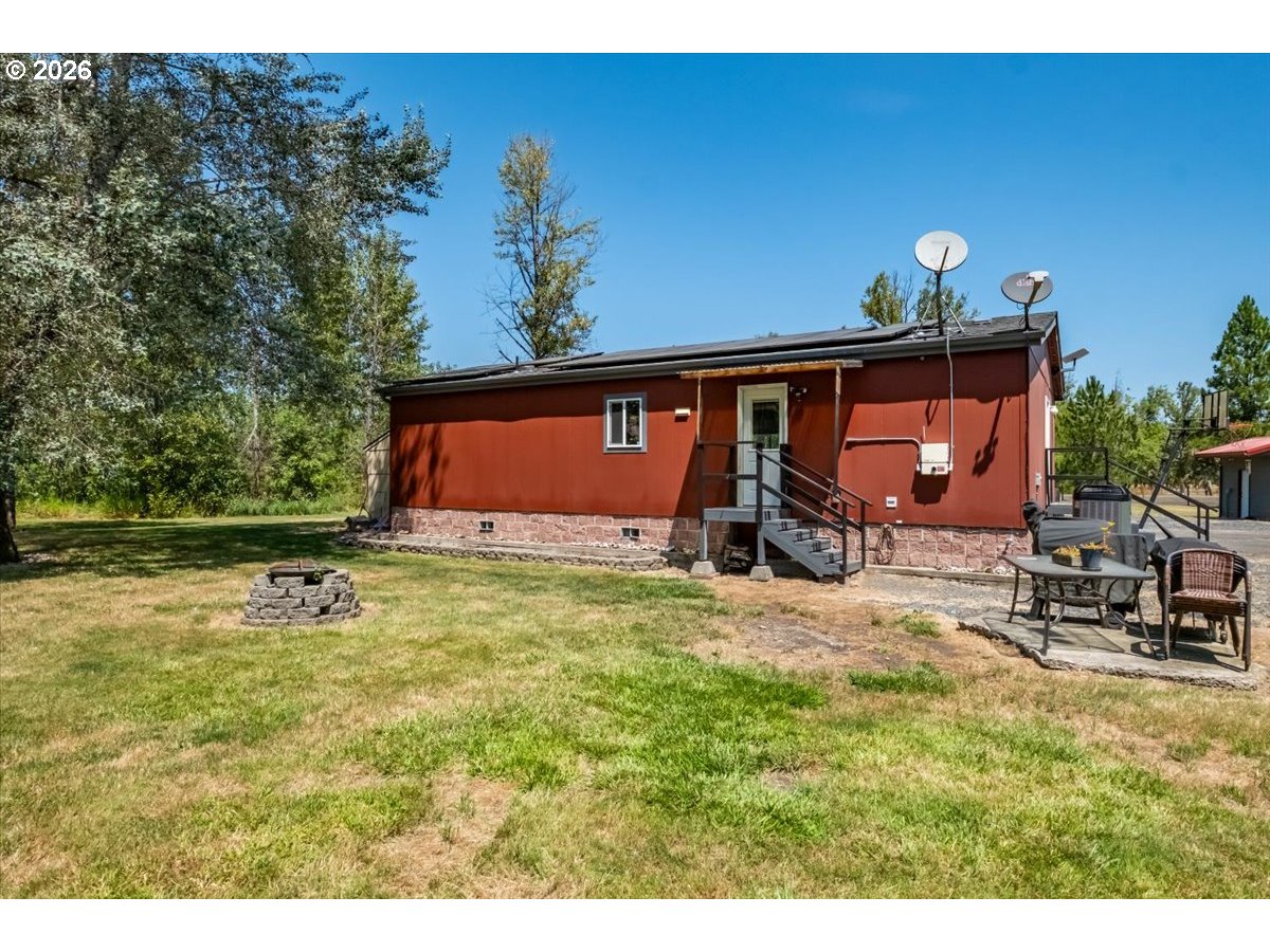 29727 Santiam Terrace Road Lebanon, OR 97355 - Photo 26 of 35