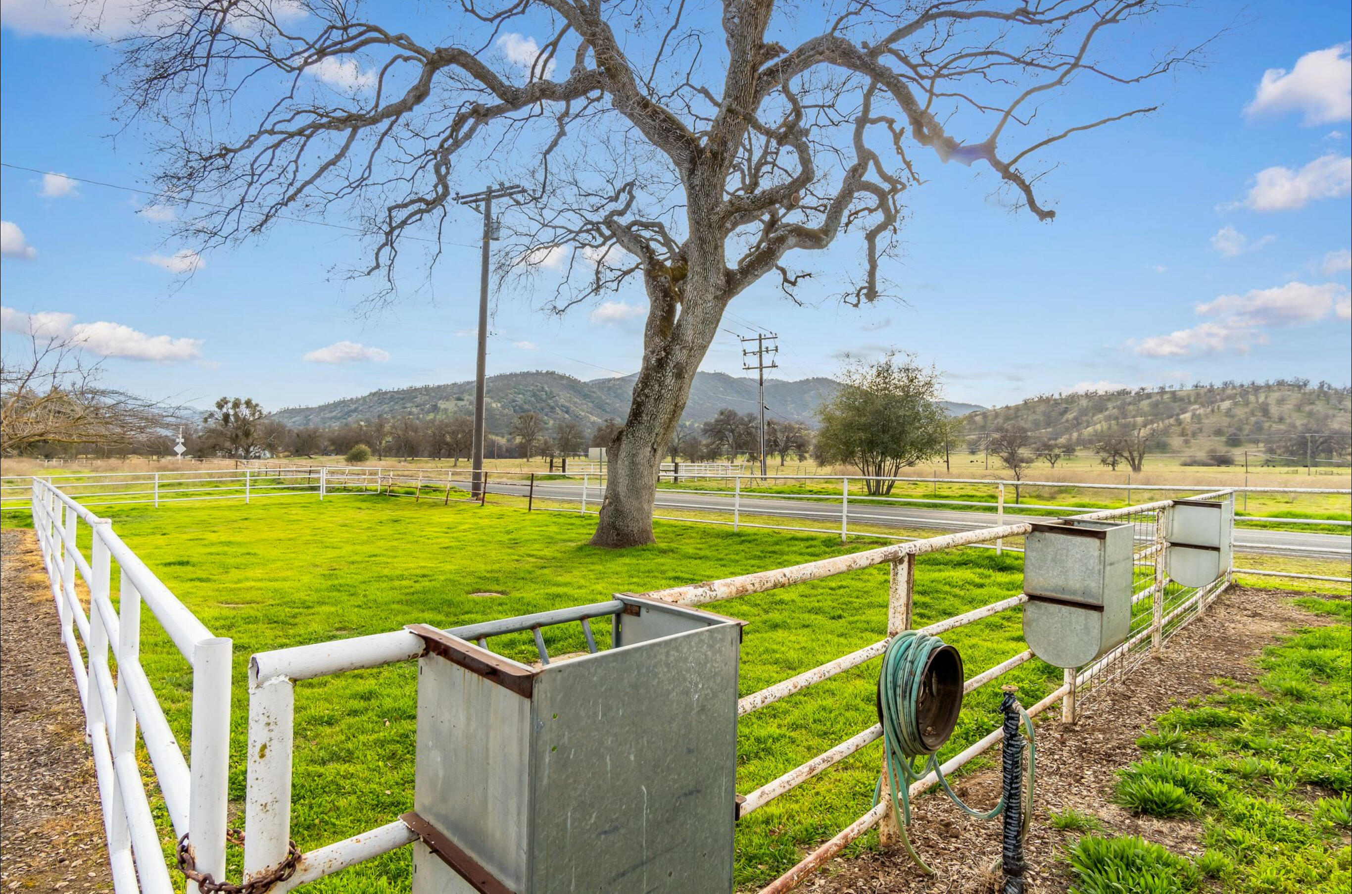39369 Balch Park Road Springville, CA 93265 - Photo 22 of 44 horse set-up