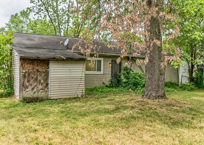1886 Stetson Road Columbus, OH 43232 - Photo 5 of 24 5