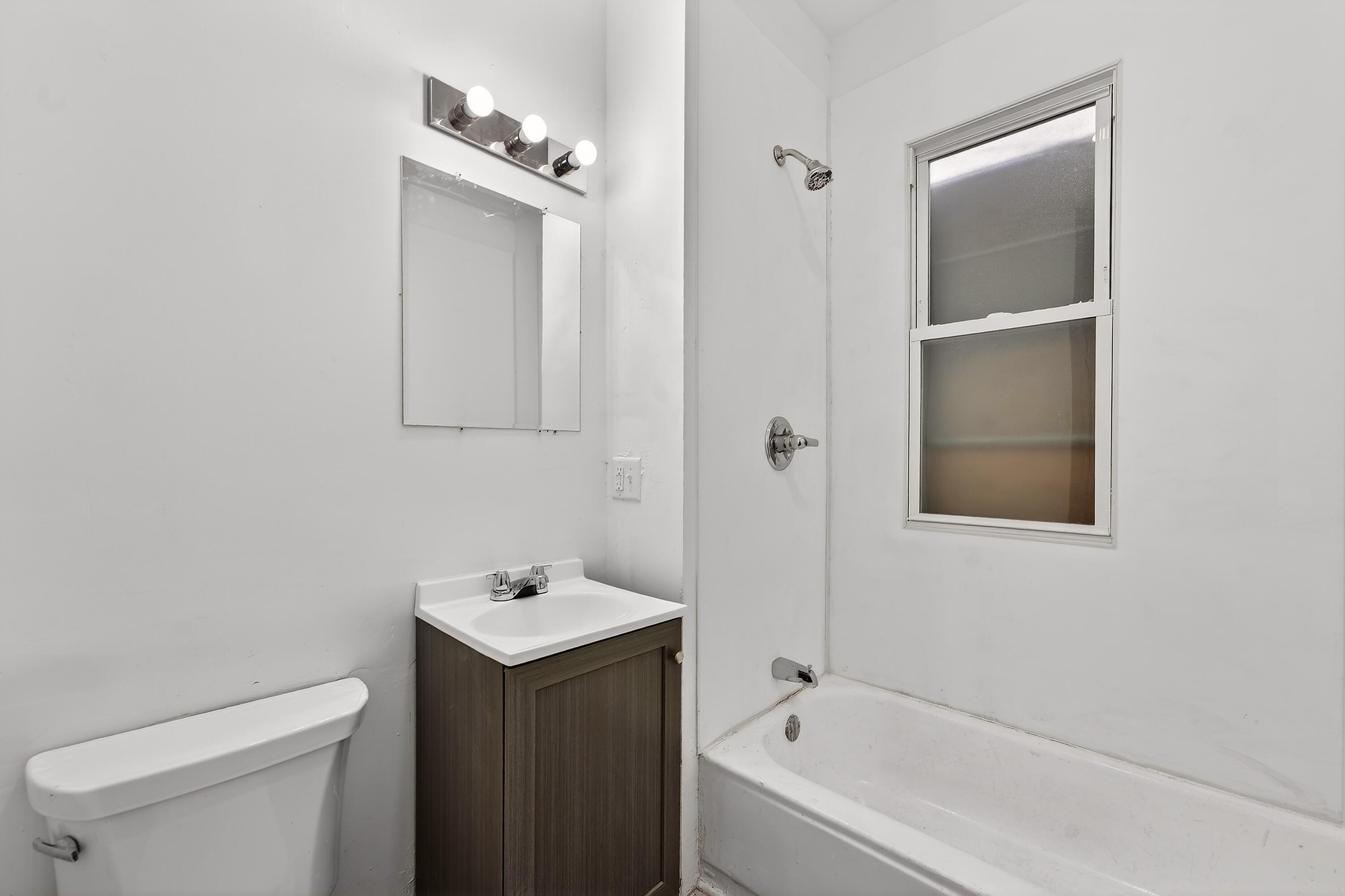 741 South 21st Street, Unit 743 Milwaukee, WI 53204 - Photo 23 of 41 019_DH109100