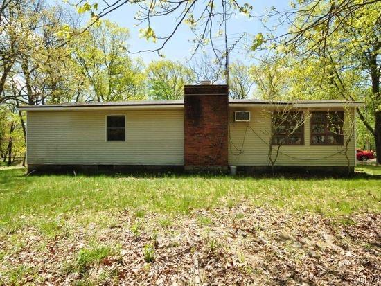 529 Hummingbird Court Bushkill, PA 18324 - Photo 4 of 6 Gallery Image 4