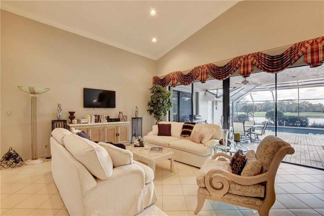 10947 Boca Woods Lane Boca Raton, FL 33428 - Photo 13 of 35 Photo 13