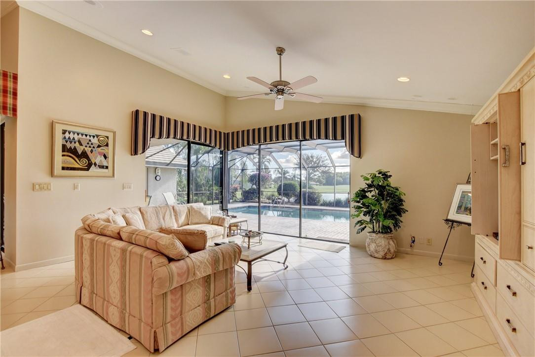 10947 Boca Woods Lane Boca Raton, FL 33428 - Photo 15 of 35 Photo 15