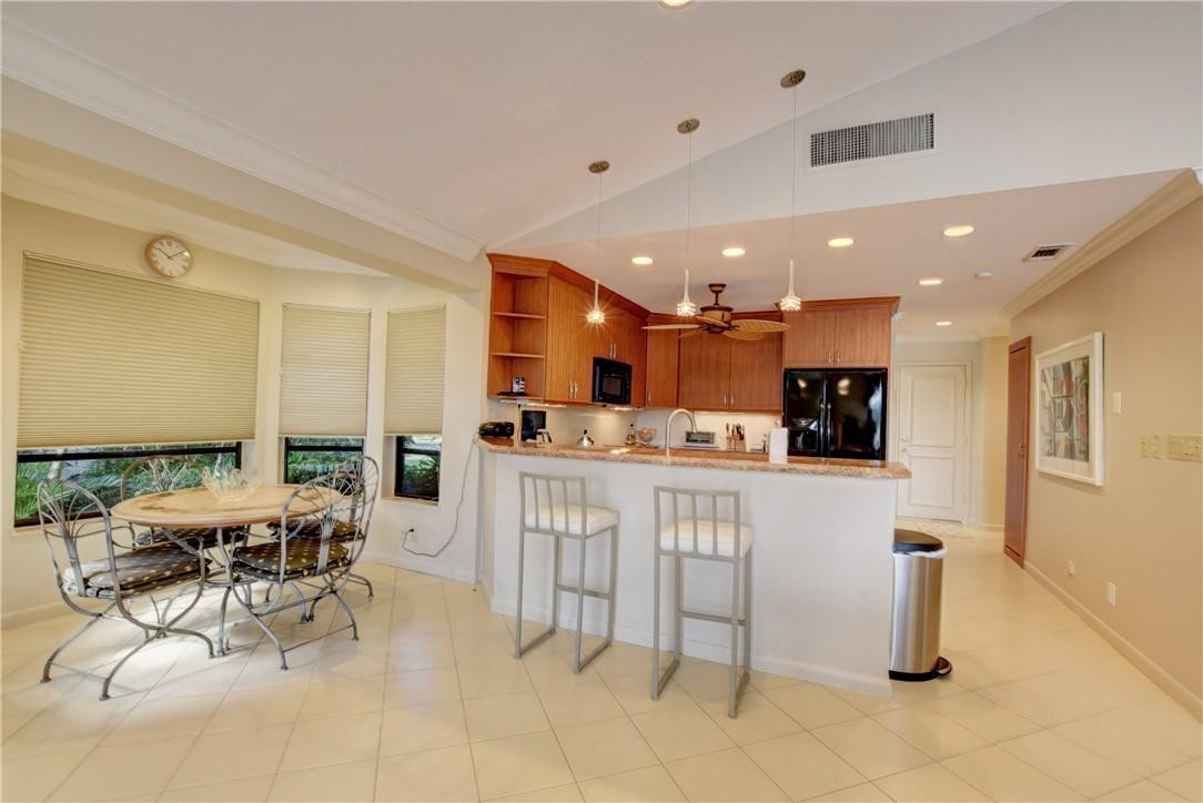 10947 Boca Woods Lane Boca Raton, FL 33428 - Photo 17 of 35 Photo 17