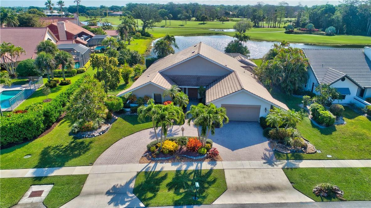 10947 Boca Woods Lane Boca Raton, FL 33428 - Photo 2 of 35 Photo 2
