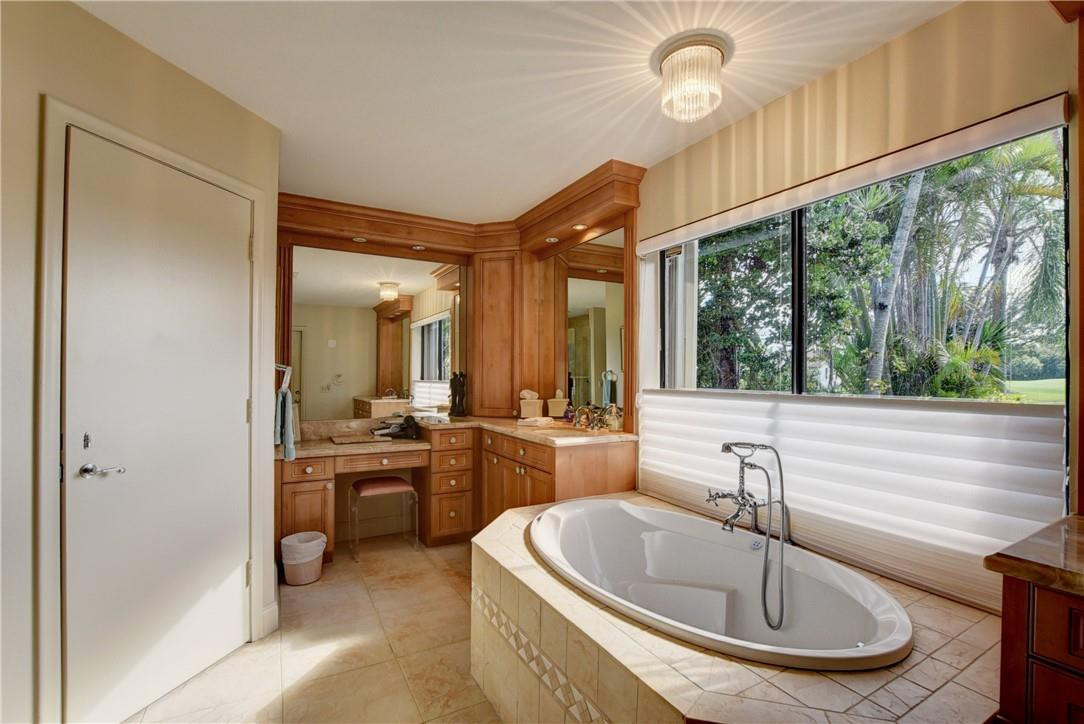 10947 Boca Woods Lane Boca Raton, FL 33428 - Photo 22 of 35 Photo 22