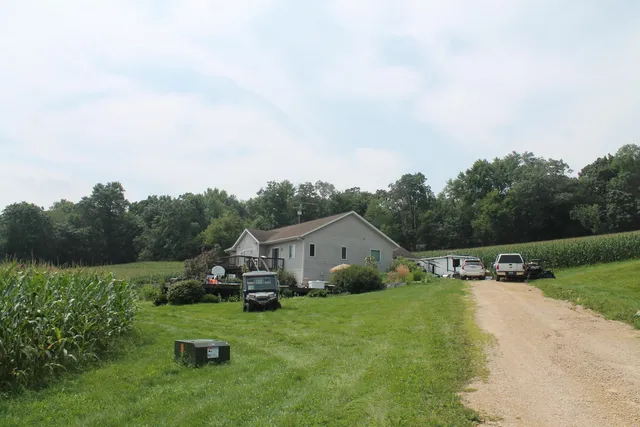 $750,000 | N18155 Sharpe Lane, Galesville, WI 54630