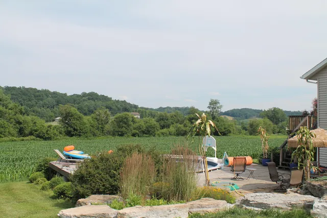 $750,000 | N18155 Sharpe Lane, Galesville, WI 54630