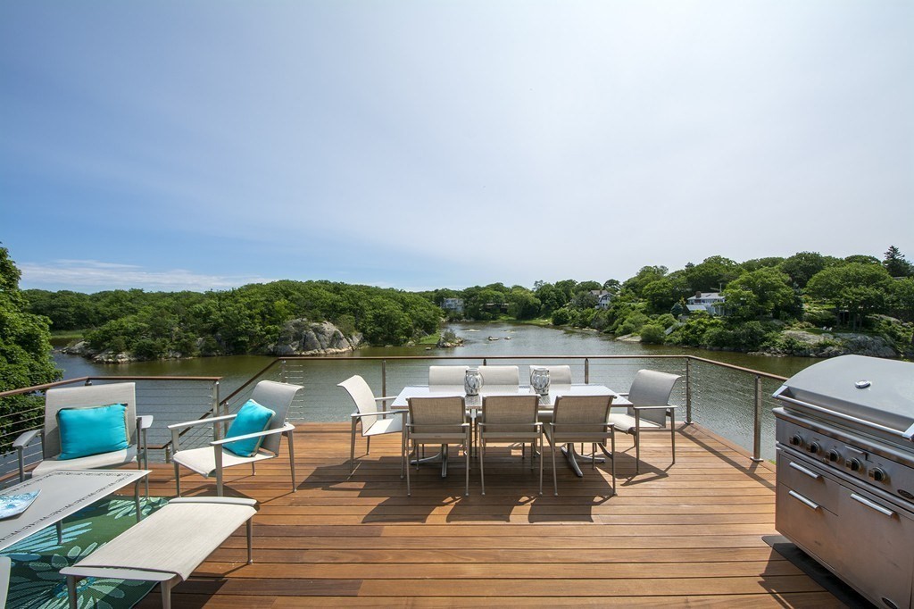 26 Little Harbor Road Cohasset, MA 02025 - Photo 2 of 37 Gallery Image 2