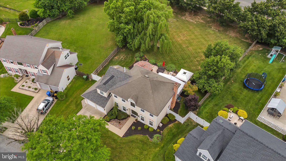 27 Spring Mill Drive Sewell, NJ 08080 - Photo 31 of 34 Spacious homes with lush green lawns.