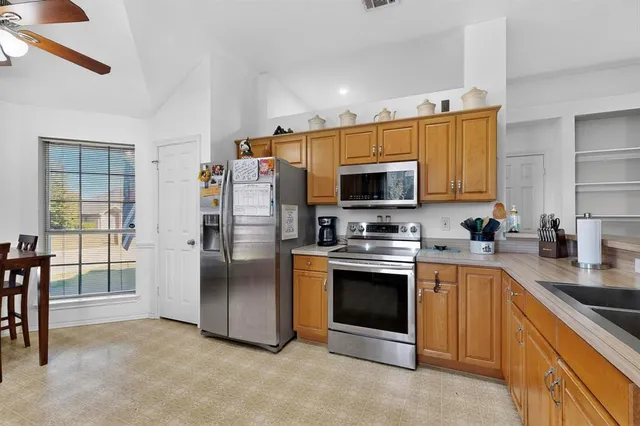 $320,000 | 8713 Pheasant Run Drive, Rowlett, TX 75089