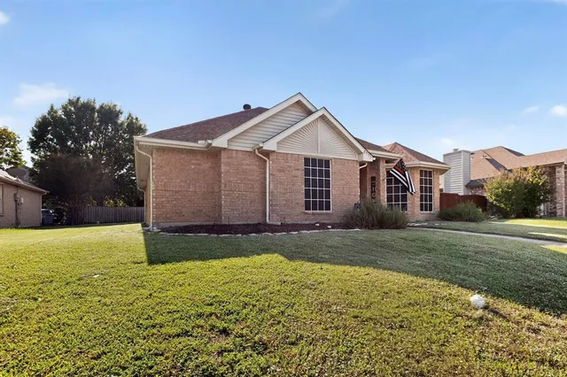 $320,000 | 8713 Pheasant Run Drive, Rowlett, TX 75089