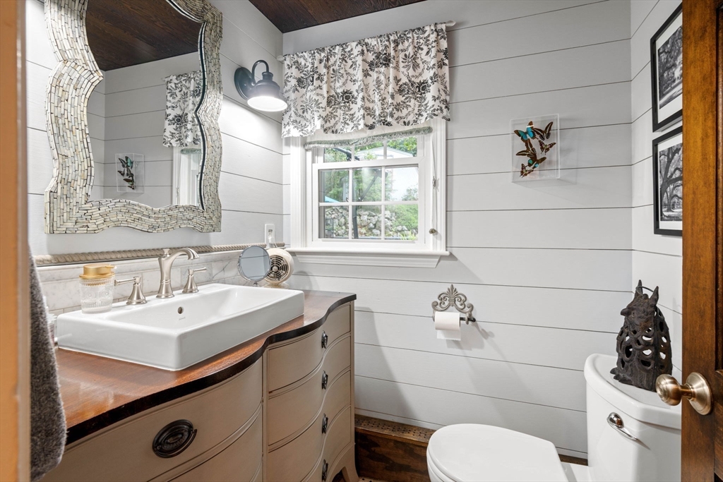 20 Bernard Road Woburn, MA 01801 - Photo 17 of 26 Gallery Image 17
