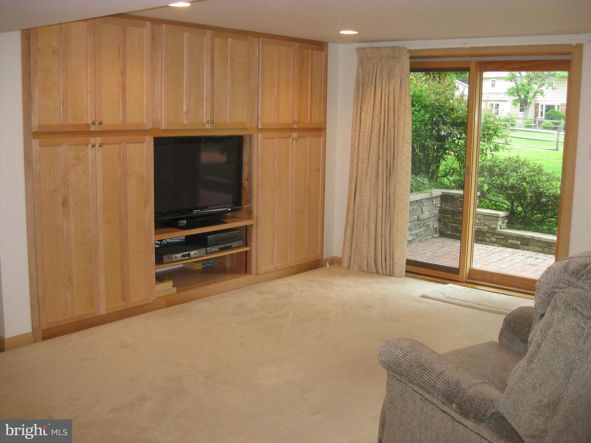 216 Solway Road Lutherville-Timonium, MD 21093 - Photo 18 of 22 Family Room