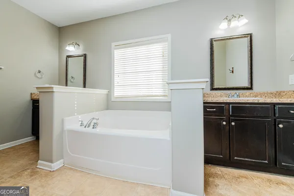 $339,900 | 110 Flowing Meadows Drive, Kathleen, GA 31047