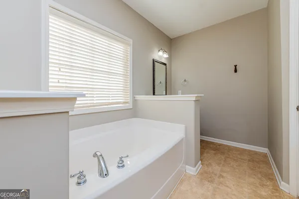 $339,900 | 110 Flowing Meadows Drive, Kathleen, GA 31047