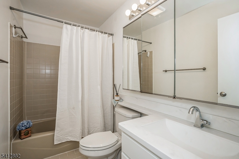 15 Kensington Road Chatham, NJ 07928 - Photo 13 of 20