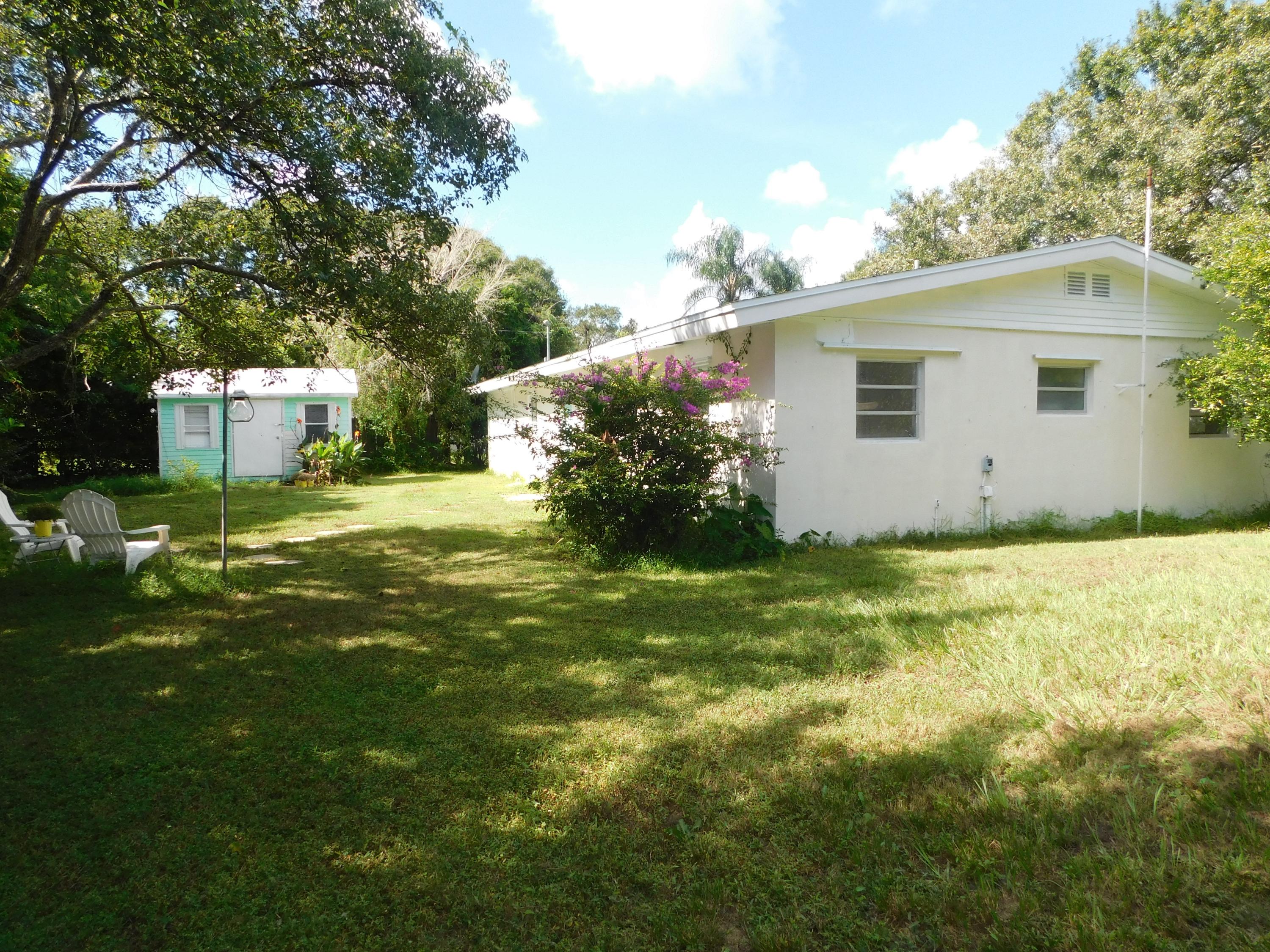 7805 Hibiscus Road Fort Pierce, FL 34951 - Photo 4 of 15 backyard1