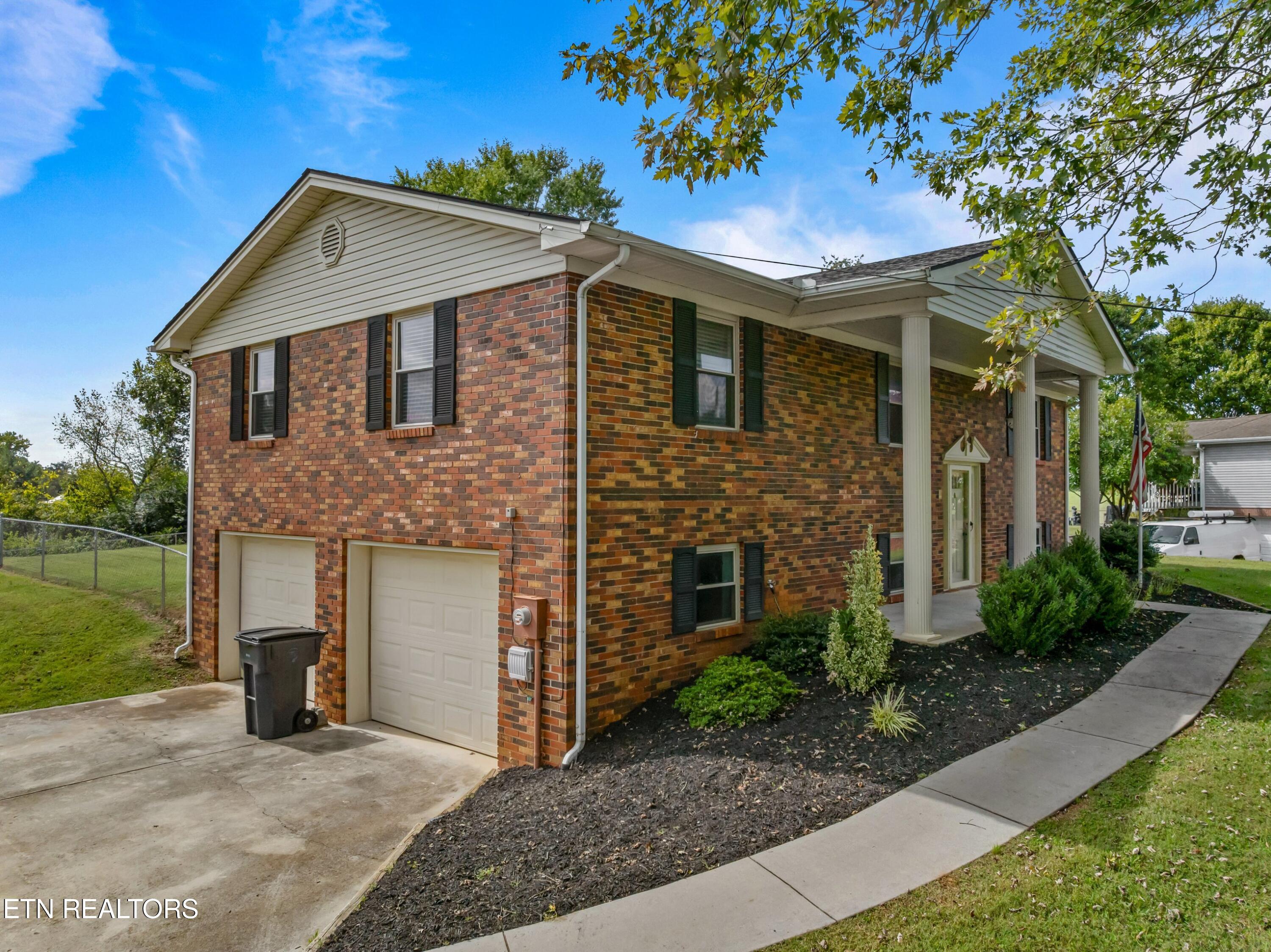 6864 Westgate Circle Talbott, TN 37877 - Photo 2 of 36 003-6864WestgateCircle-Talbott-TN-37877-