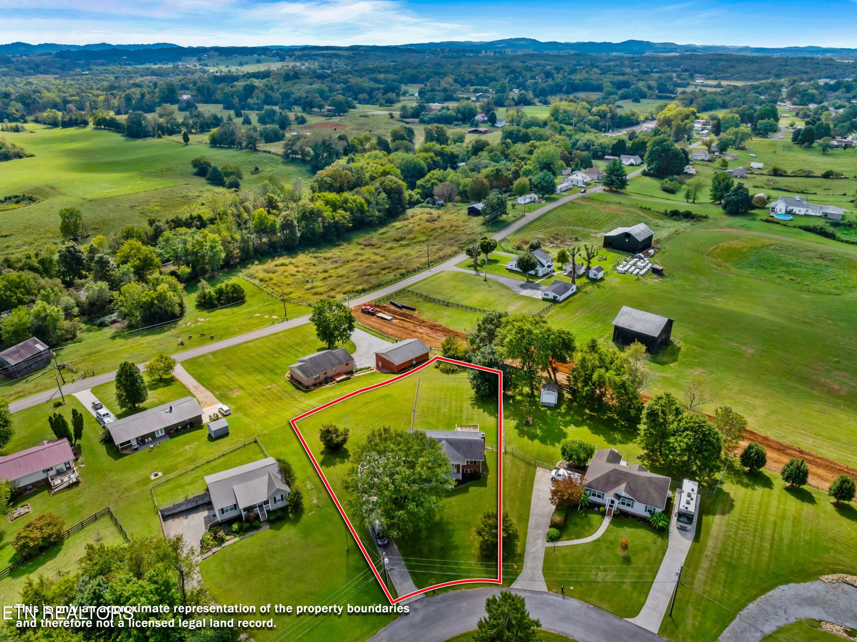 6864 Westgate Circle Talbott, TN 37877 - Photo 4 of 36 005-6864WestgateCircle-Talbott-TN-37877-