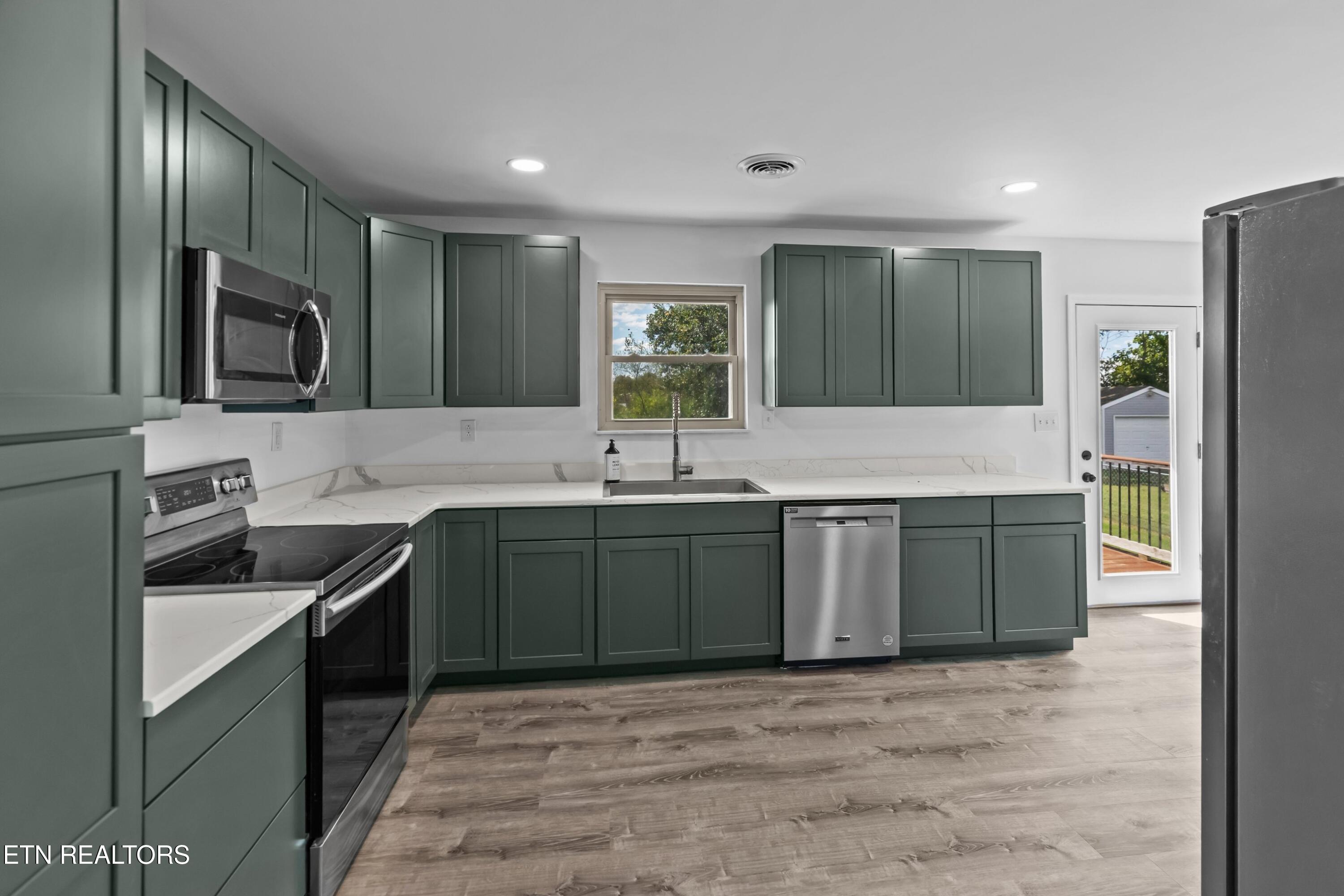 6864 Westgate Circle Talbott, TN 37877 - Photo 7 of 36 008-6864WestgateCircle-Talbott-TN-37877-