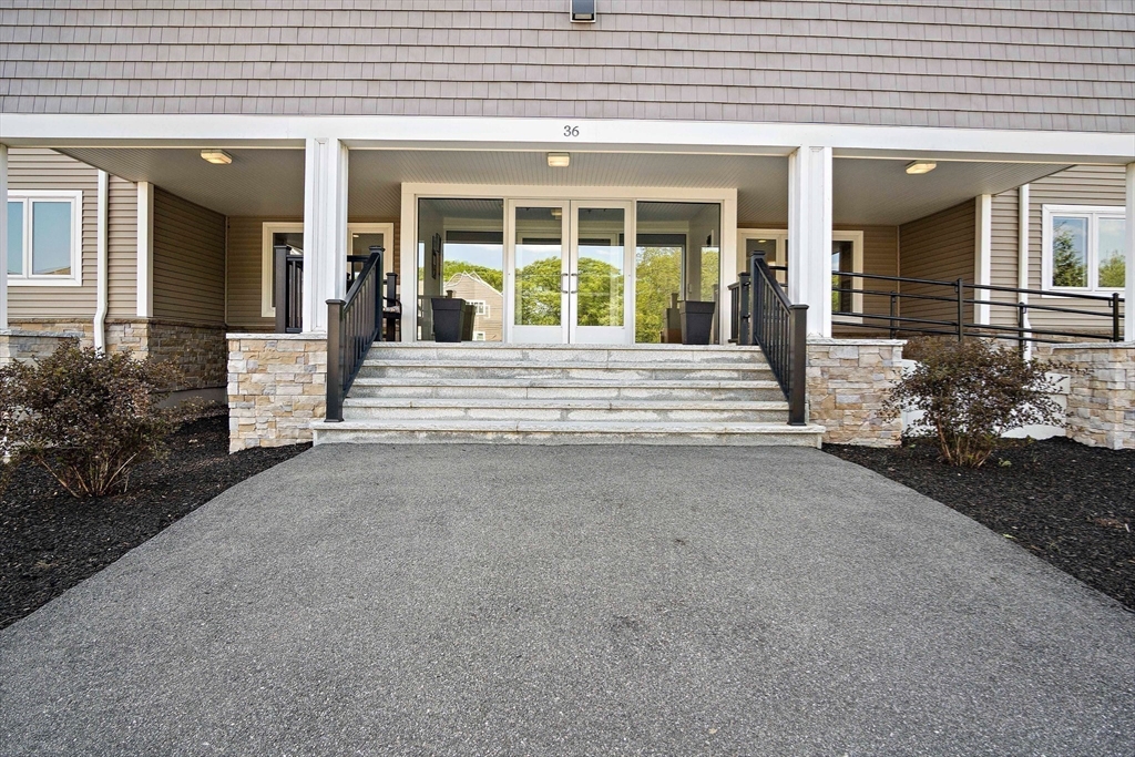 36 Dunham Road, Unit 309 Beverly, MA 01915 - Photo 33 of 34 Gallery Image 33