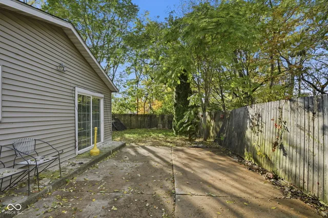 $158,000 | 9 Dixie Drive, Anderson, IN 46016