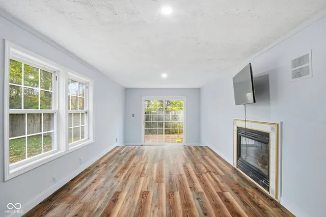 $158,000 | 9 Dixie Drive, Anderson, IN 46016