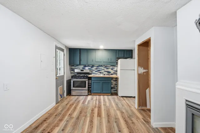 $158,000 | 9 Dixie Drive, Anderson, IN 46016