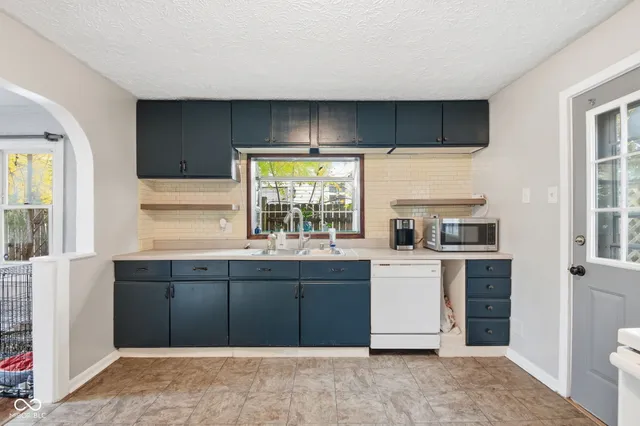 $158,000 | 9 Dixie Drive, Anderson, IN 46016