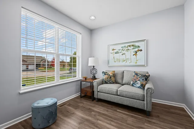 $425,000 | 460 Mahogany Drive, Algonquin, IL 60102