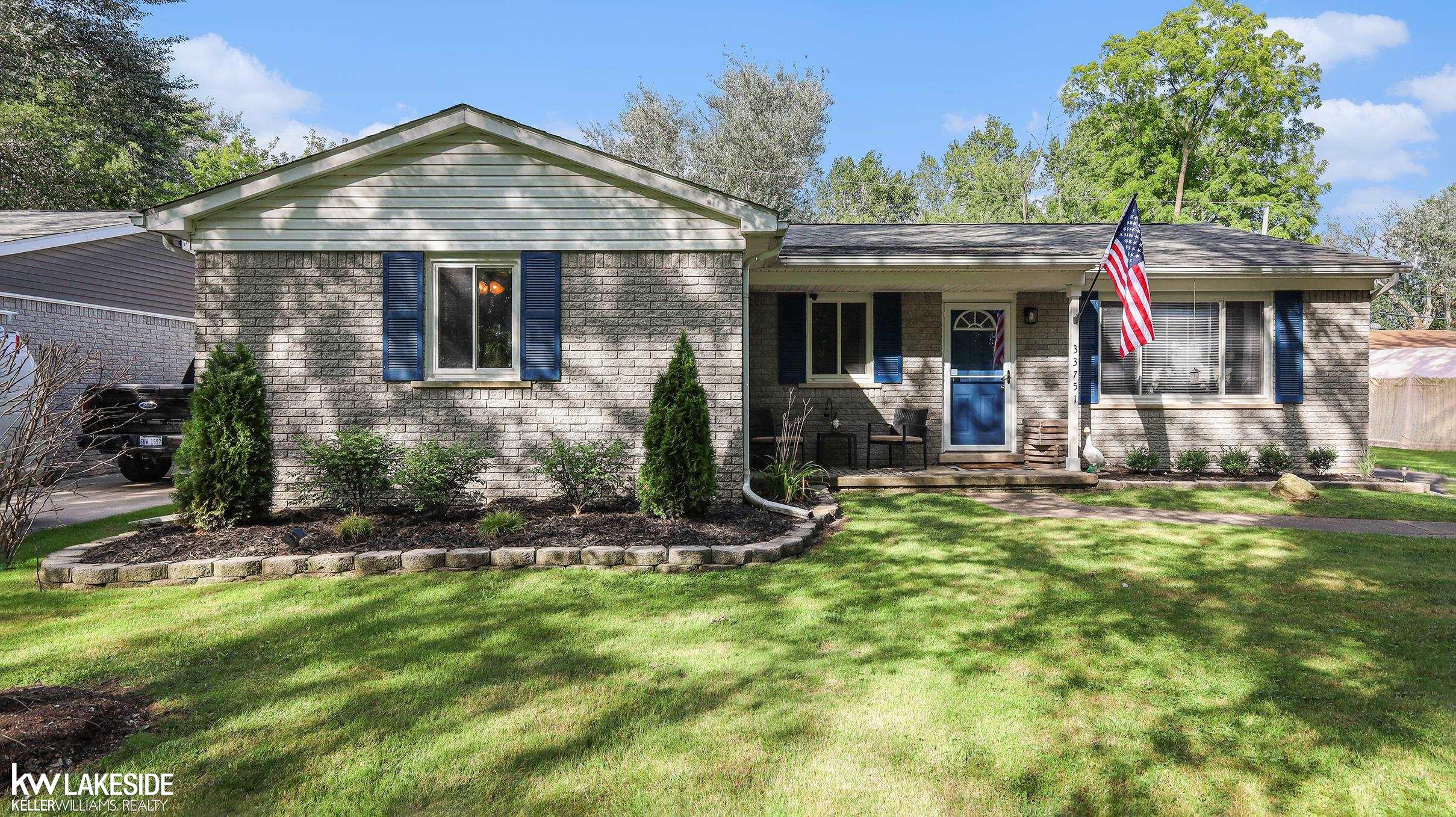 33751 Schneider Road New Baltimore, MI 48047 - Photo 1 of 29 50152812-ed222e33-ec4c-444a-8f7f-20894823c5e0.JPG