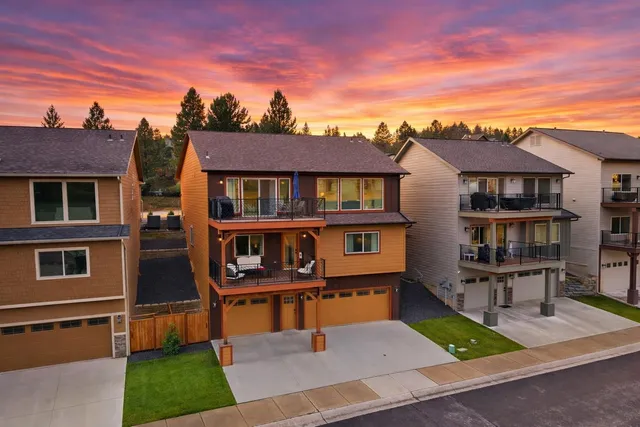 $560,000 | 806 West Bolan Avenue, Spokane, WA 99224