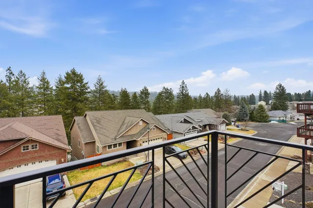 $560,000 | 806 West Bolan Avenue, Spokane, WA 99224