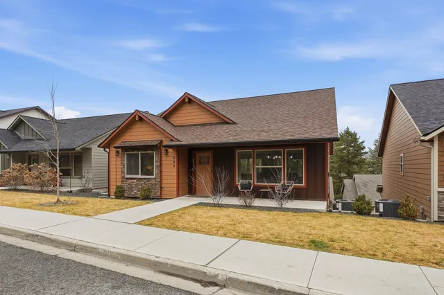 $560,000 | 806 West Bolan Avenue, Spokane, WA 99224