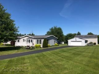 221 South Patterson Road Wayland, MI 49348 - Photo 2 of 61 IMG_3404
