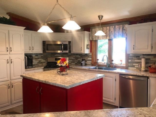 221 South Patterson Road Wayland, MI 49348 - Photo 6 of 61 IMG_3482
