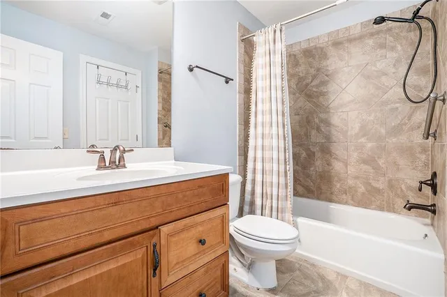 $700,000 | 128 Brookfield Court, White, GA 30184