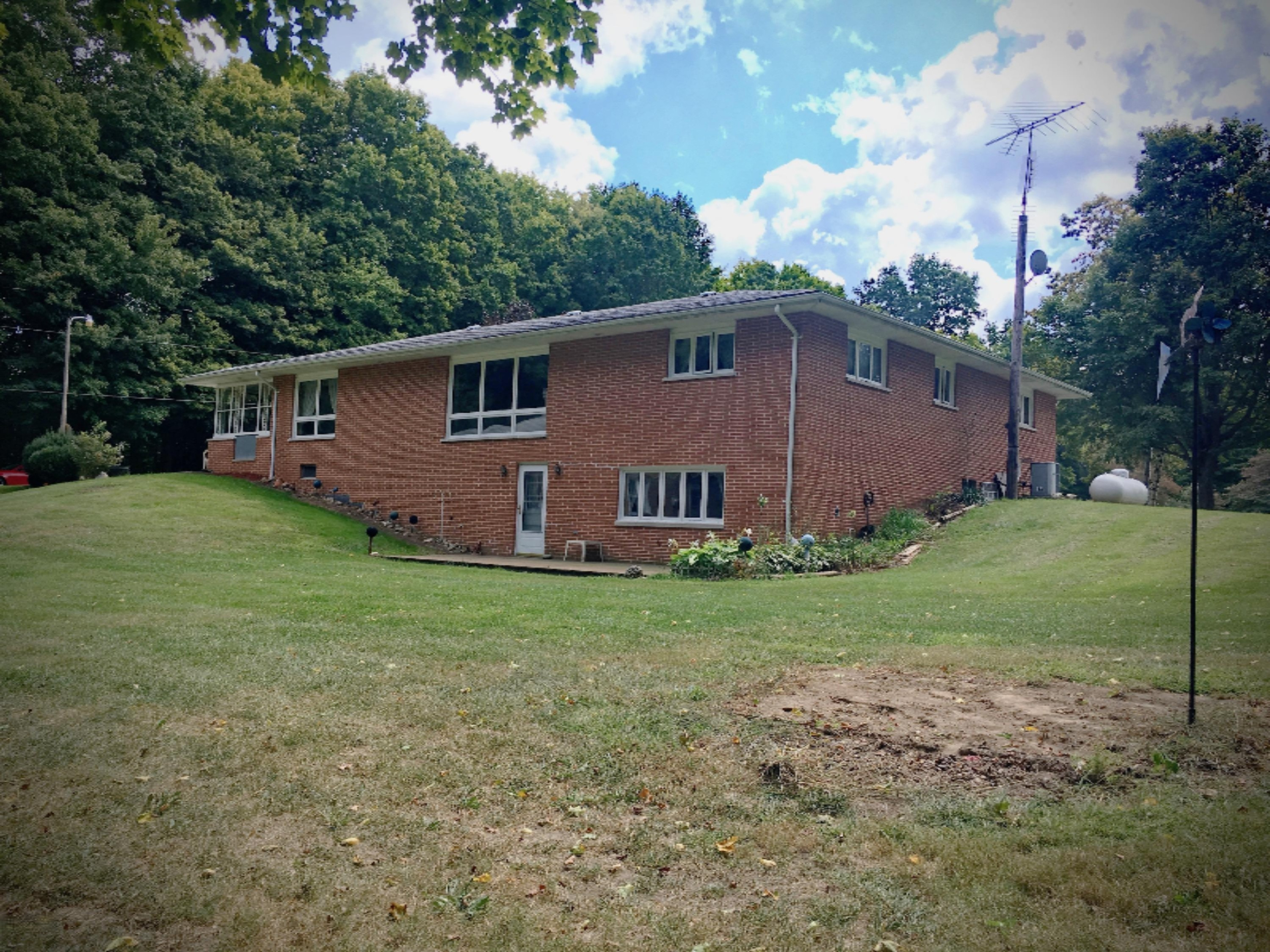 3085 East Snow Road Berrien Springs, MI 49103 - Photo 10 of 53 IMG_3848