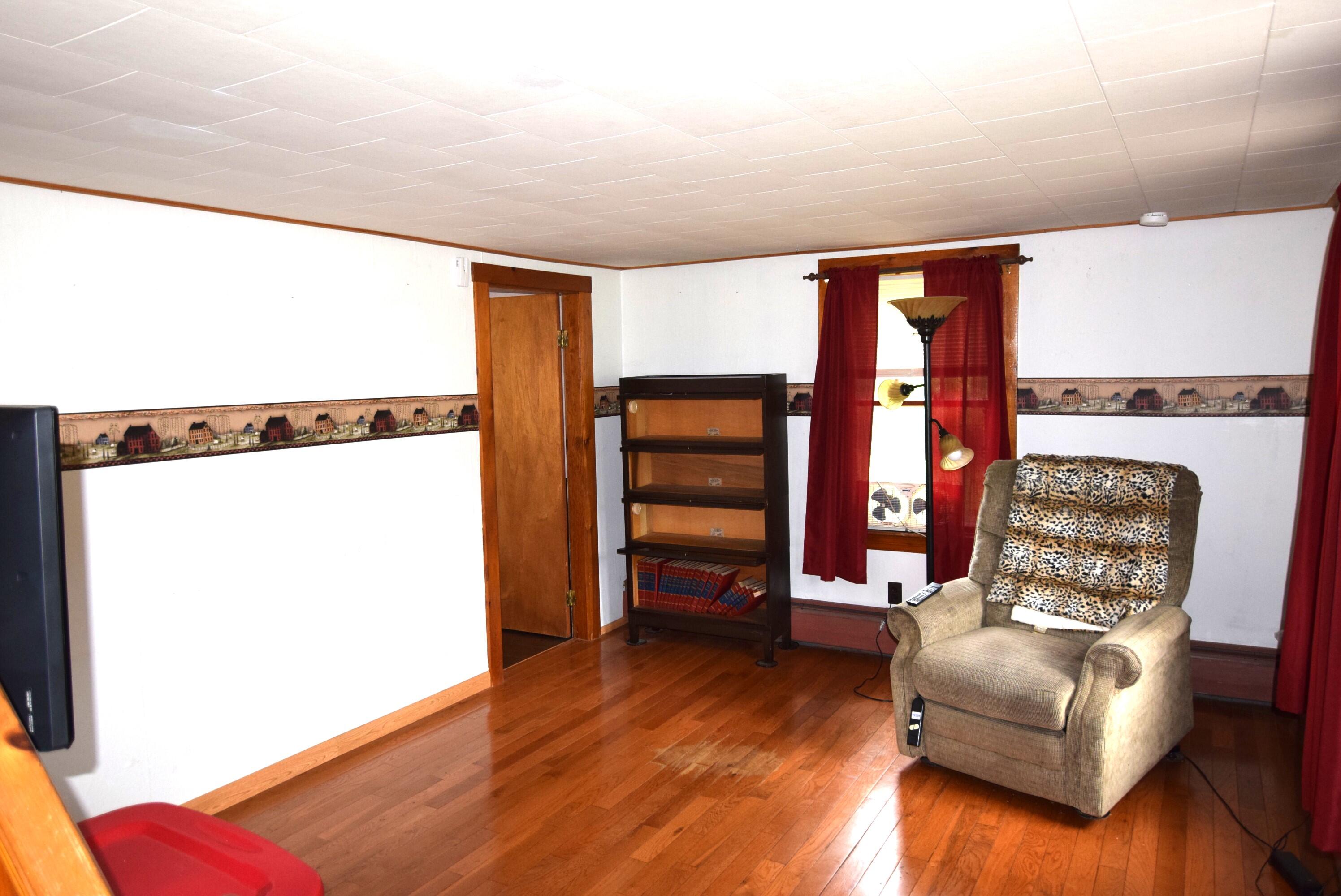 1957 Federal Road Livermore, ME 04253 - Photo 11 of 25 11-living room