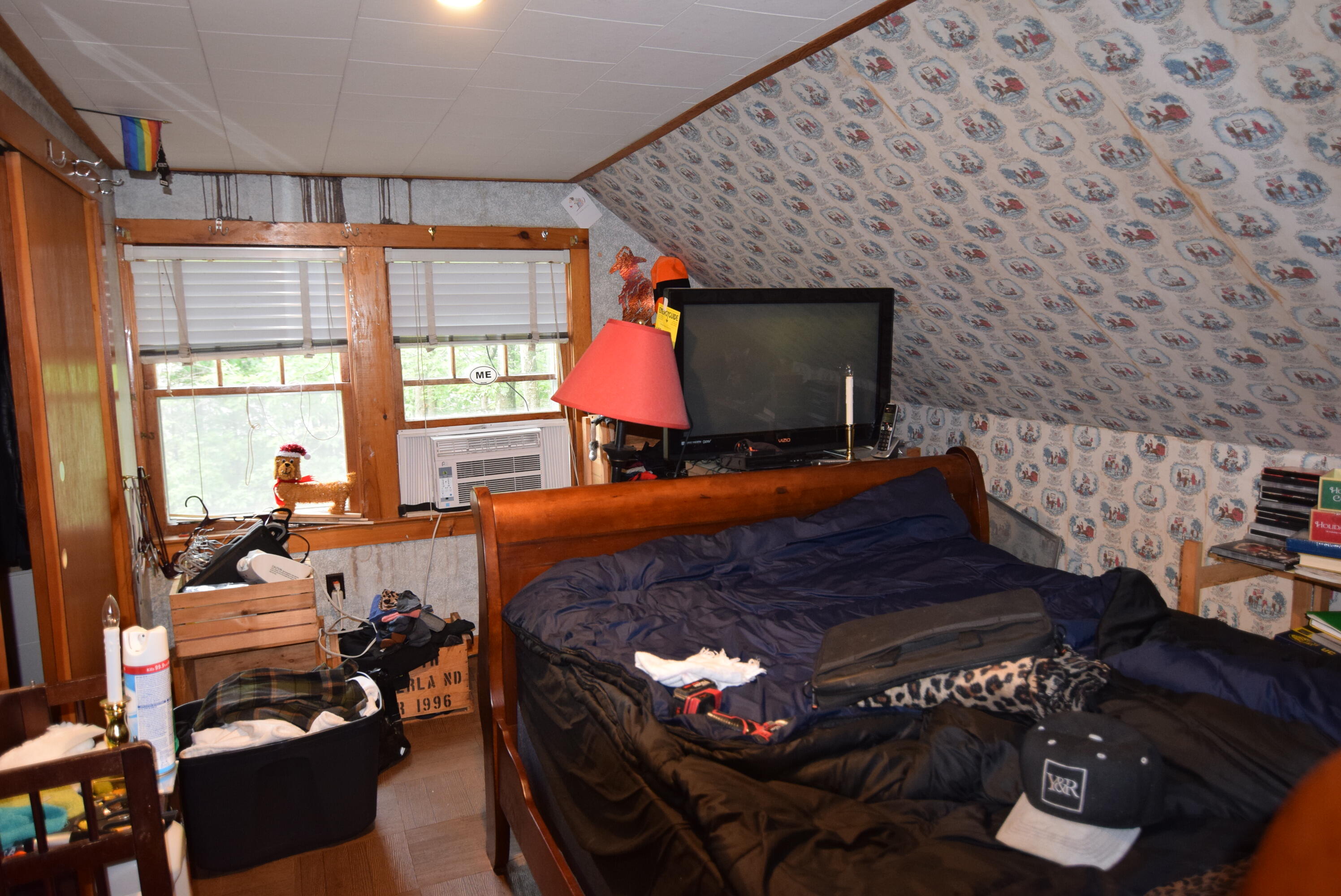 1957 Federal Road Livermore, ME 04253 - Photo 18 of 25 18-2nd fl bedroom 2