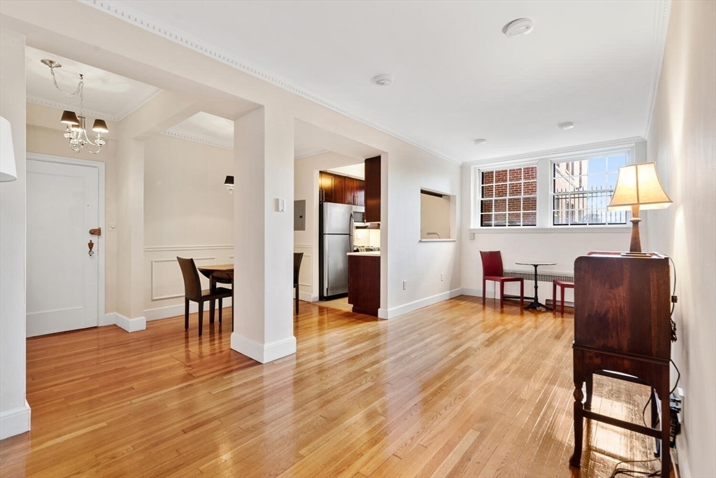 280 Beacon Street, Unit 1 Boston, MA 02116 - Photo 2 of 20