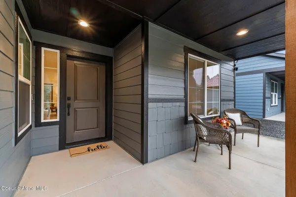 $534,900 | 936 East Valley Street South, Oldtown, ID 83822