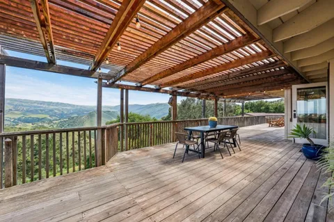 $2,540,000 | 26245 Rinconada Drive, Carmel Valley, CA 93924